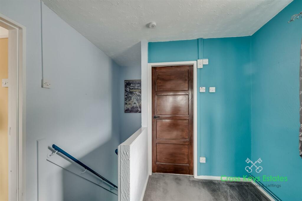 Entrance Stairwell &amp; Landing