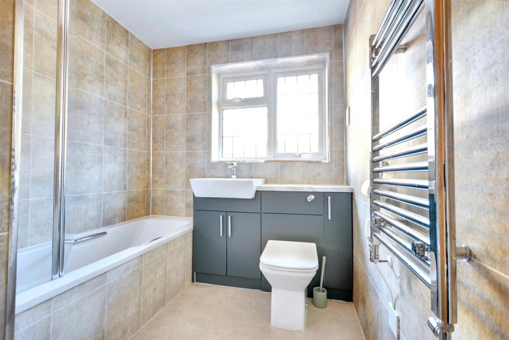 Bathroom.jpeg