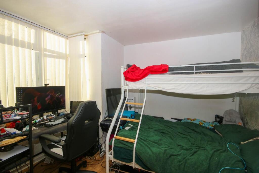 Bedroom 3.jpg