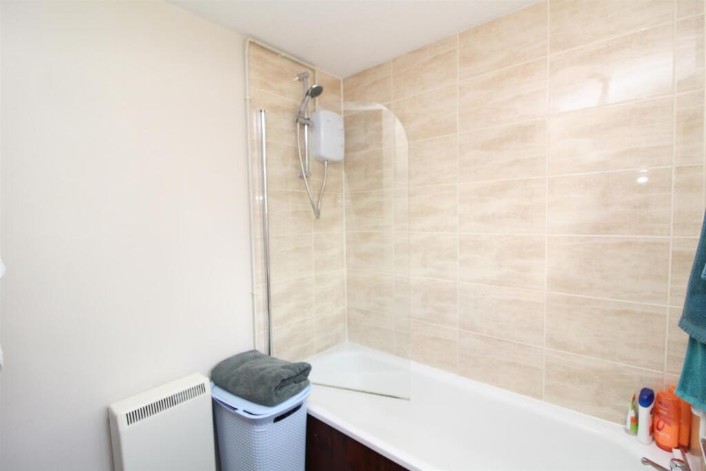 Shower.JPG