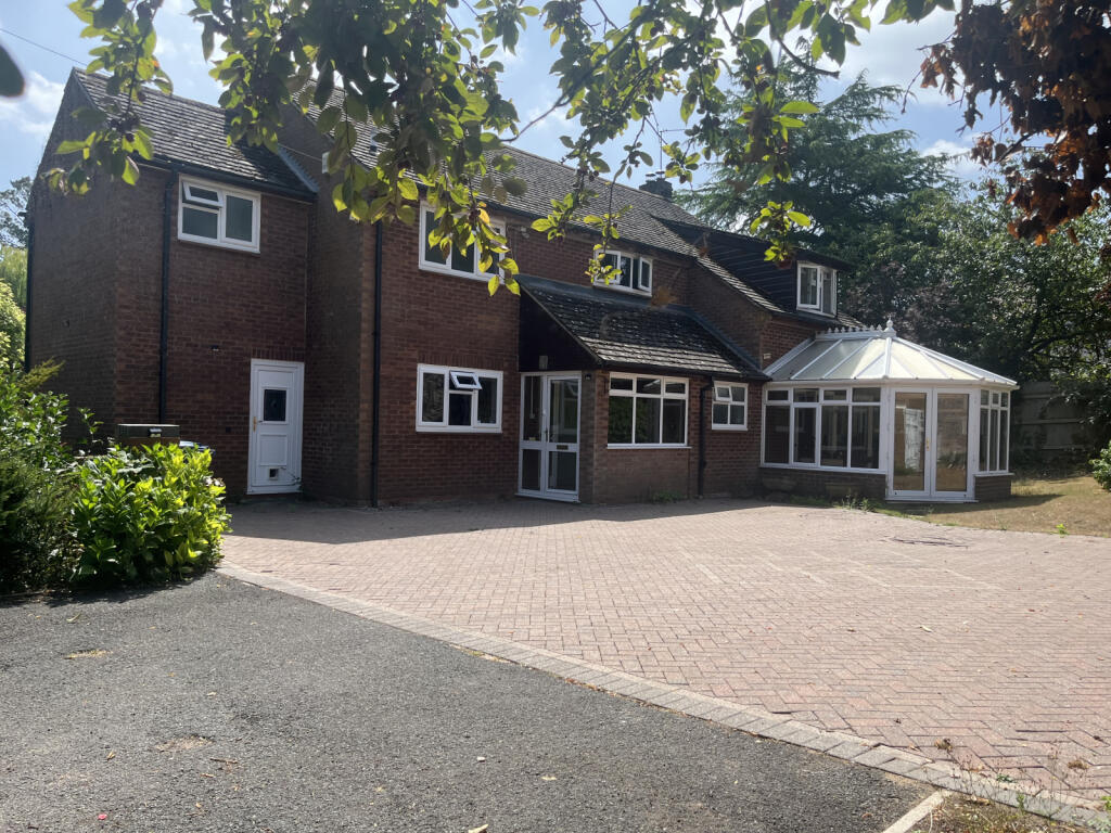 4 Bedroom Detached for Rent
