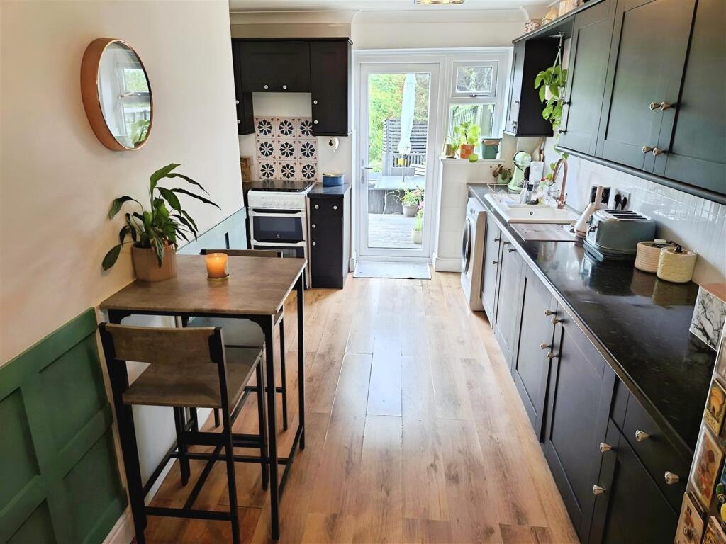 Kitchen/Breakfast Room