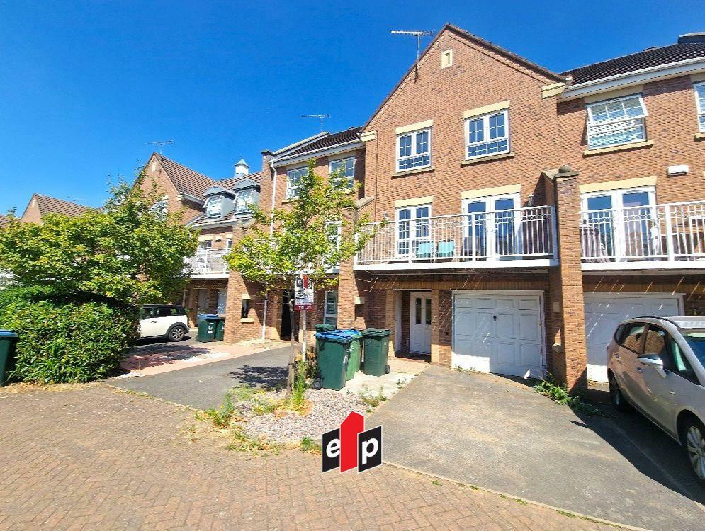Rodyard Way, Parkside - Outside