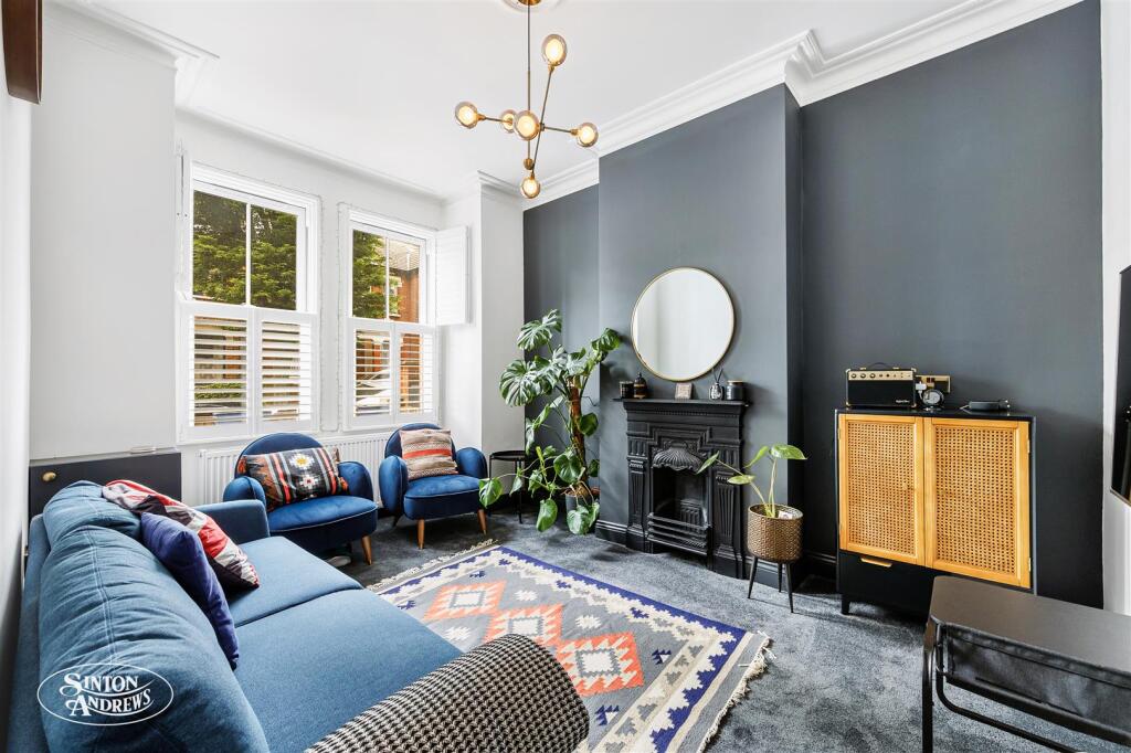 GFF 38 Lawn Gardens Reception.jpg