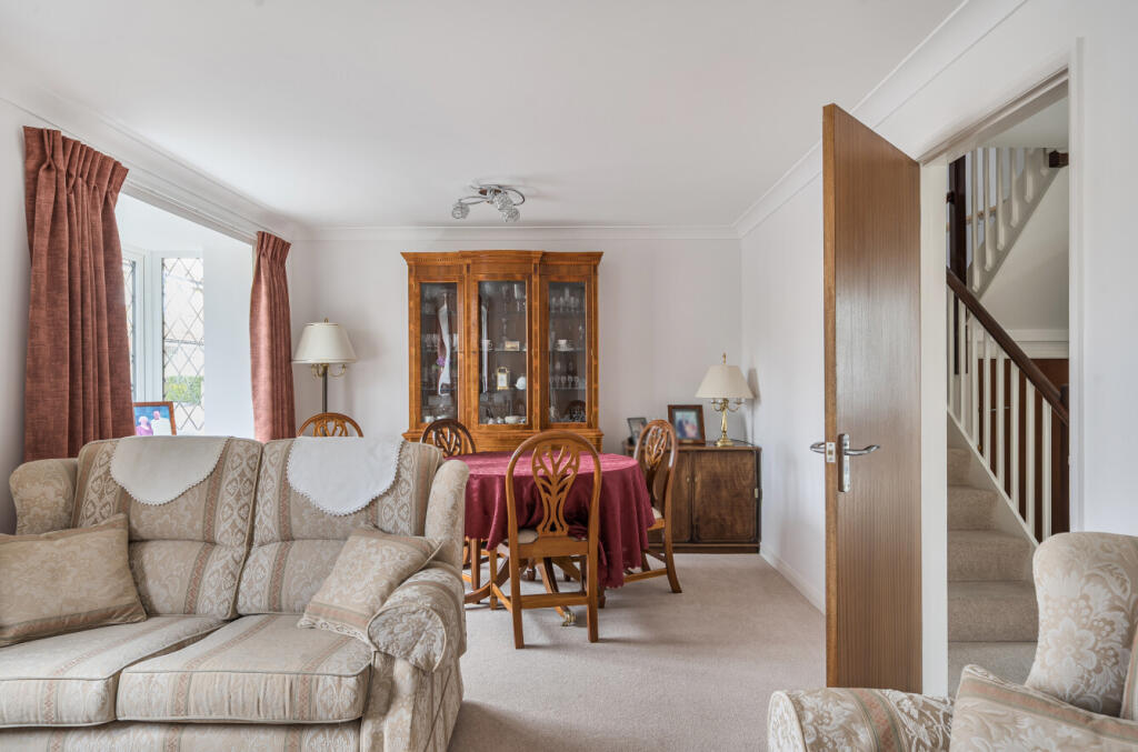 1353872-15-68c818...