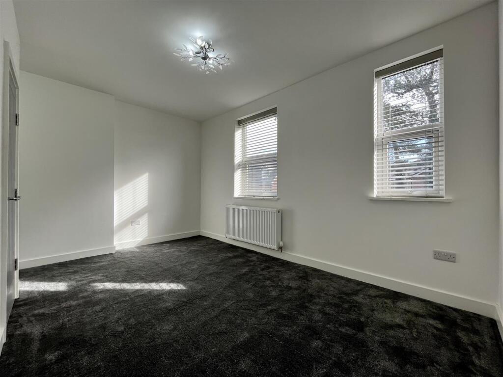 Bedroom 2 Aspect 2