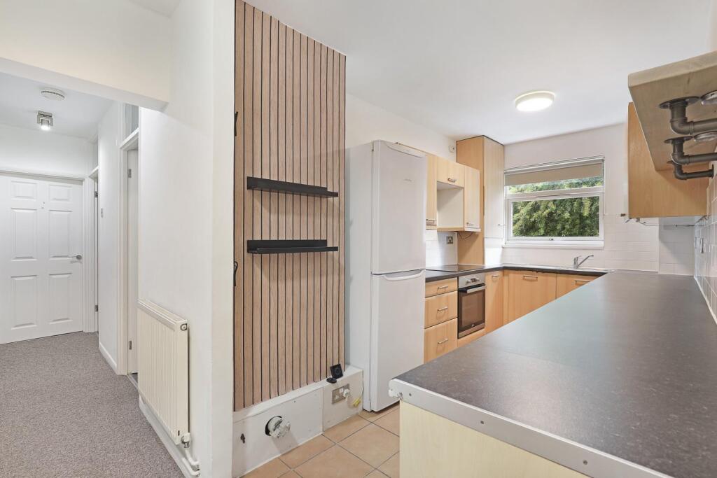 15 Makinen House -Kitchen.jpg