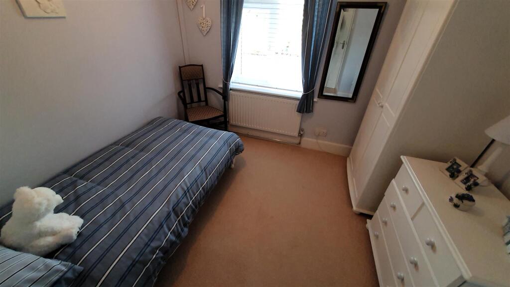 9. Bed 3.jpg