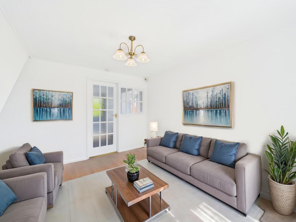 Lounge (Virtually Furnished)