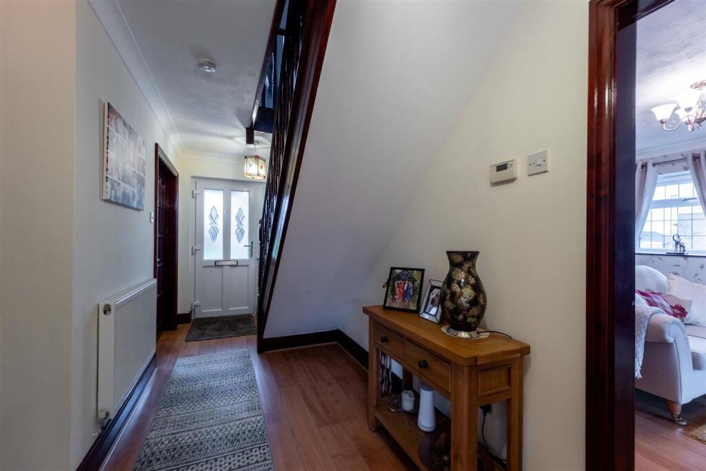 21 Peacock Avenue-016.jpg