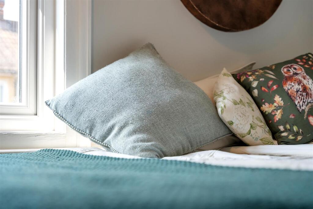 102 Kingston Road-03.jpg