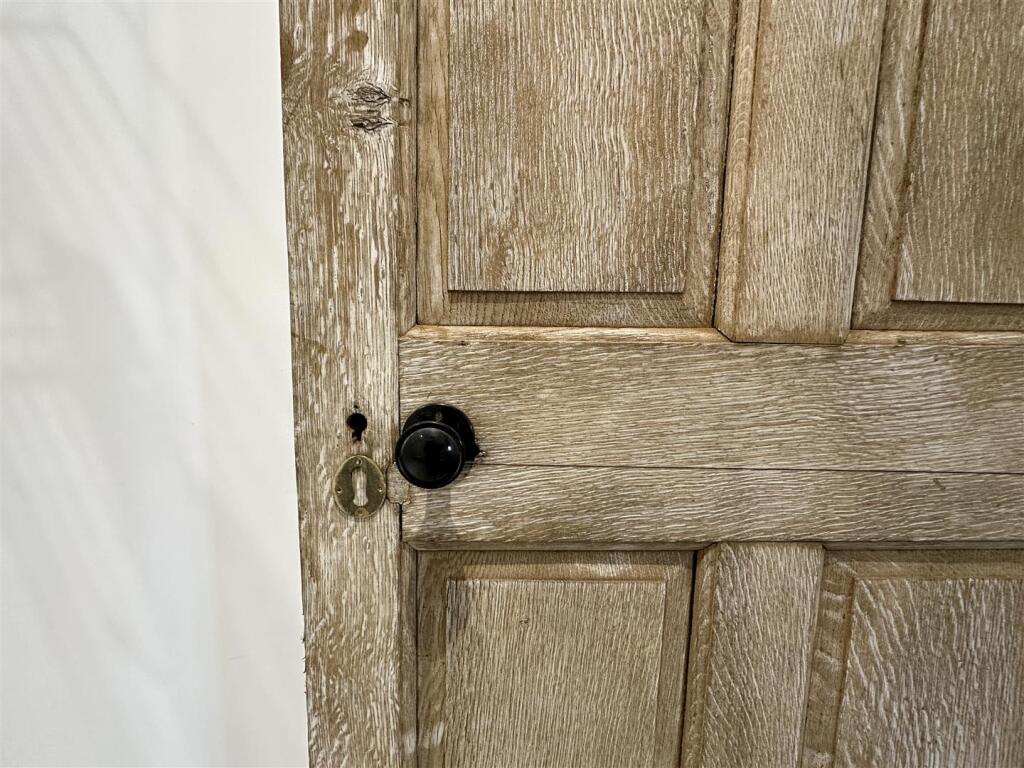 shower room door