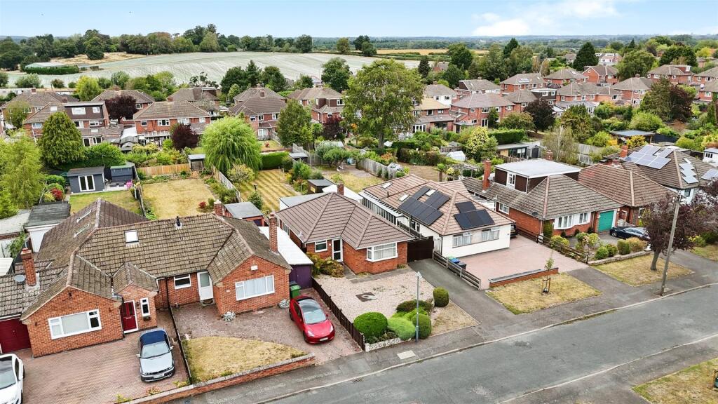 a37ef22c--4476-B96F-E5B388A0E25C-51989-000013574A2