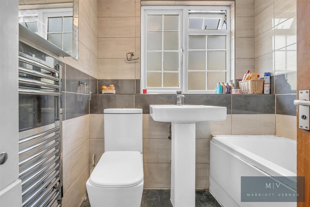 Harriet Gardens 4 MV-16.jpg