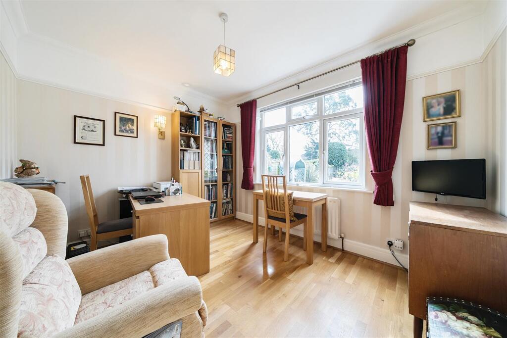 Office/Bedroom 3