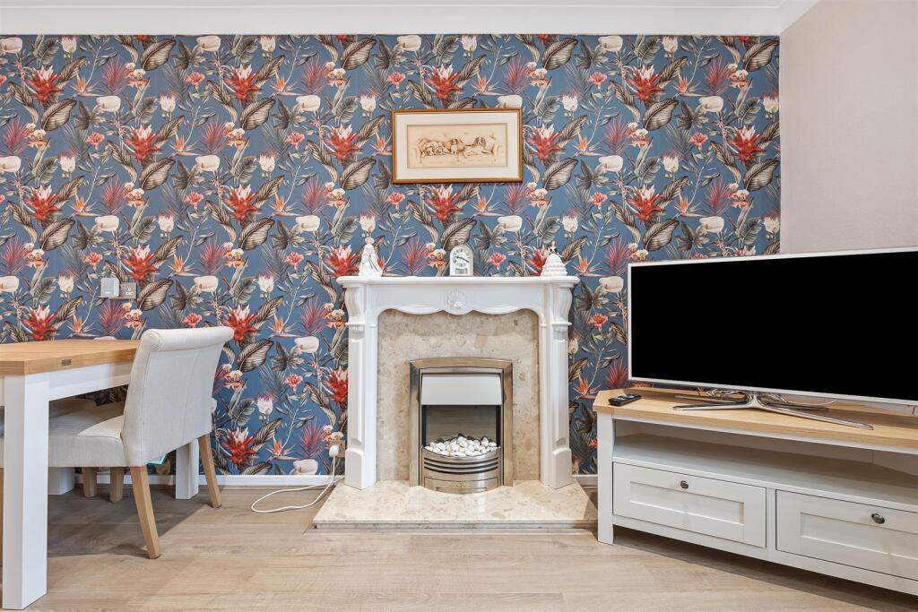 26 Oulton Court HDR-6.jpg