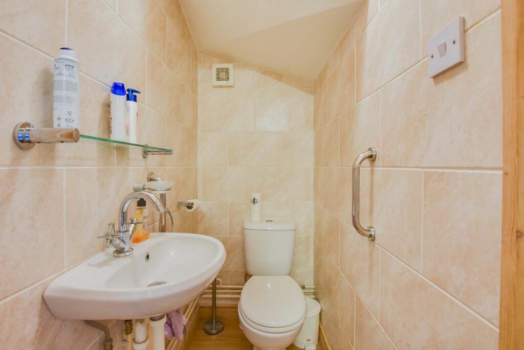 Ground Floor Wc