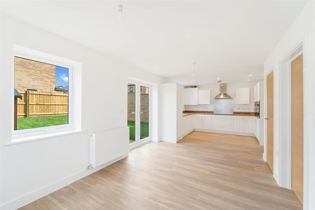 Kitchen/Dining/Family