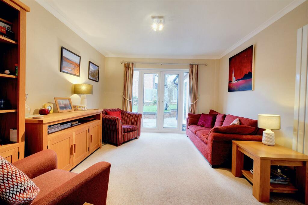 Sitting Room_1.jpeg