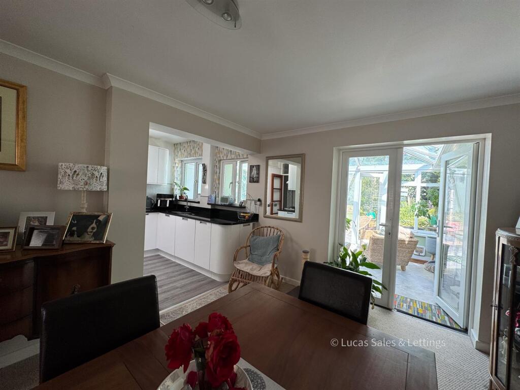 114 Gipsy Lane Kettering-20.jpg