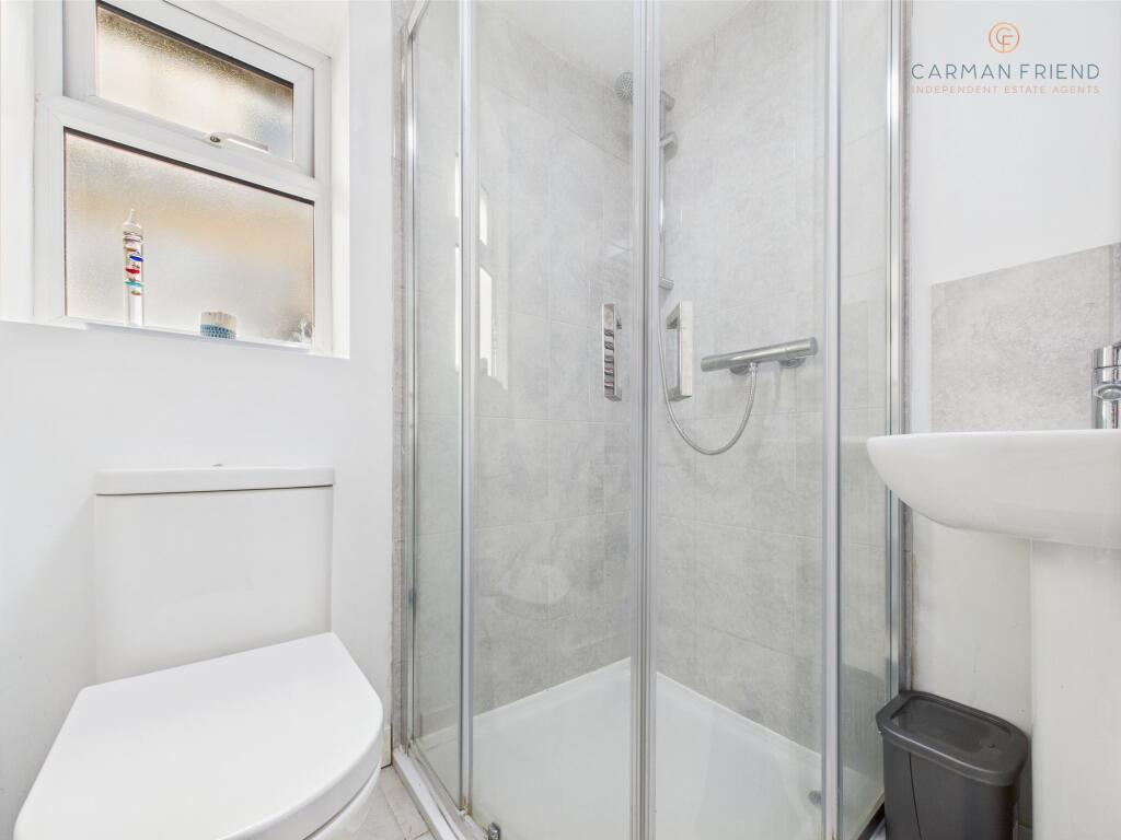 En-suite Garden Room