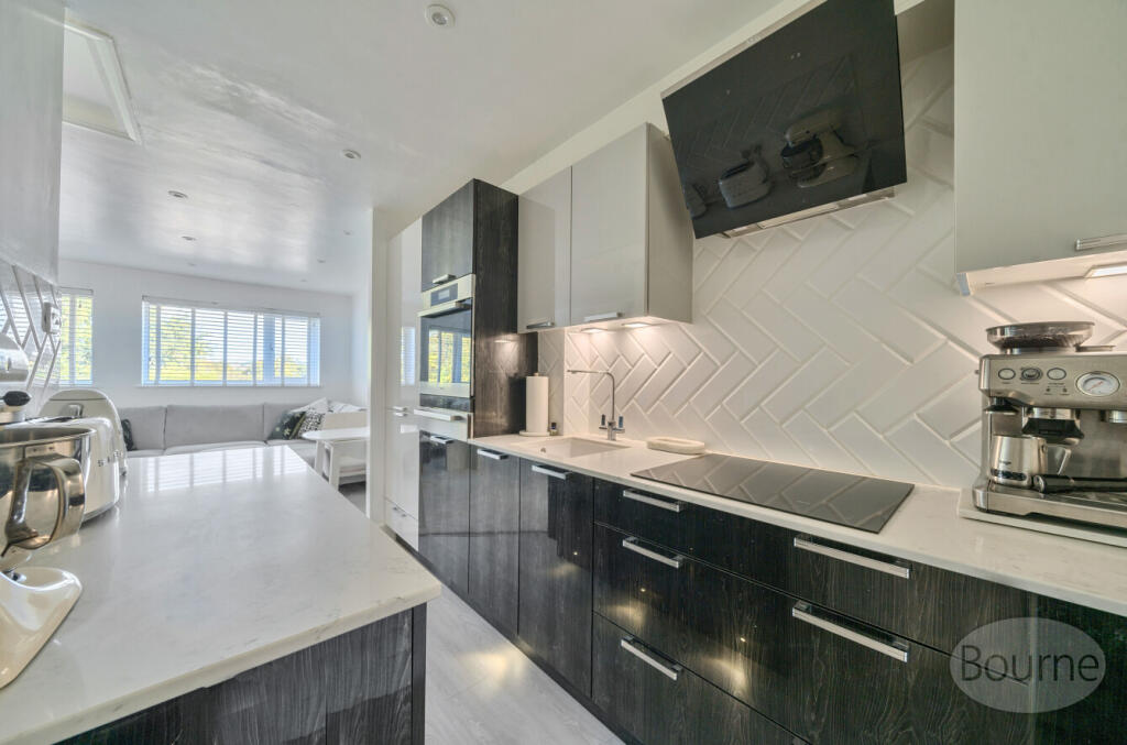 539216e0-7ccd-444...