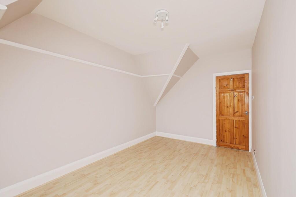 BEDROOM NO.1