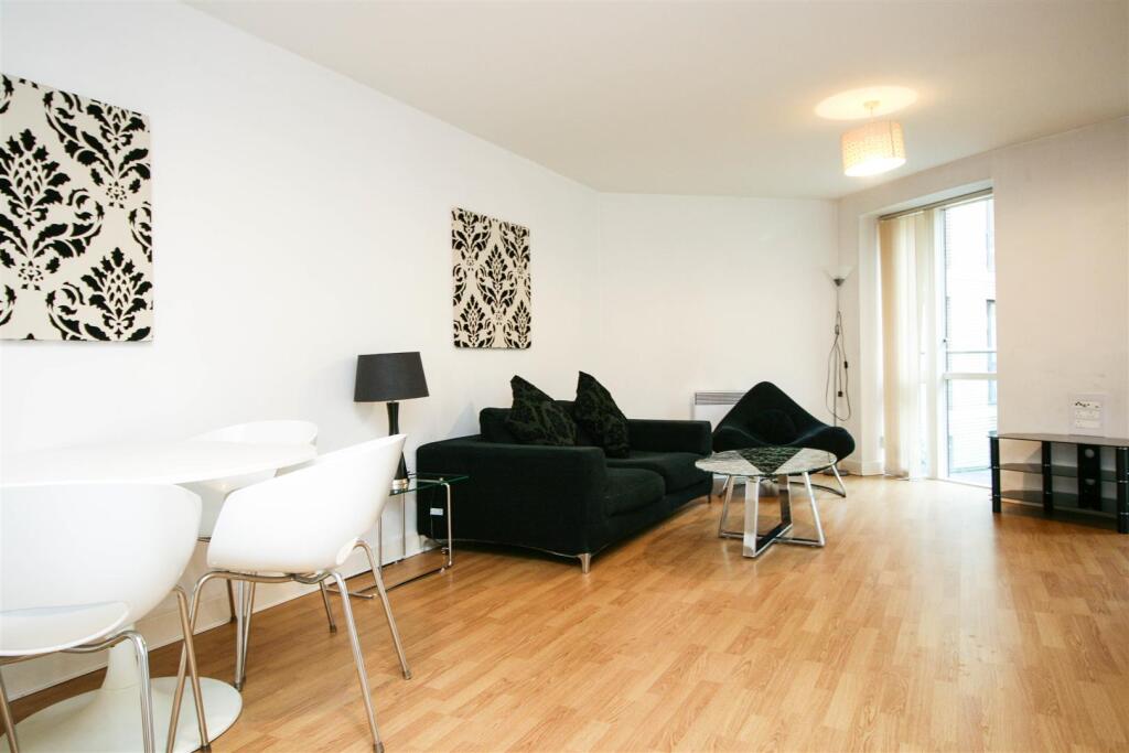 I-Land, 41 Essex Street
