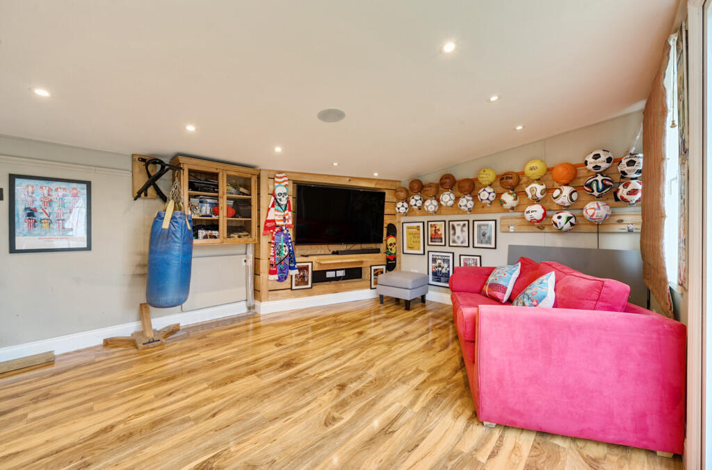 1375208-24-6908c7...