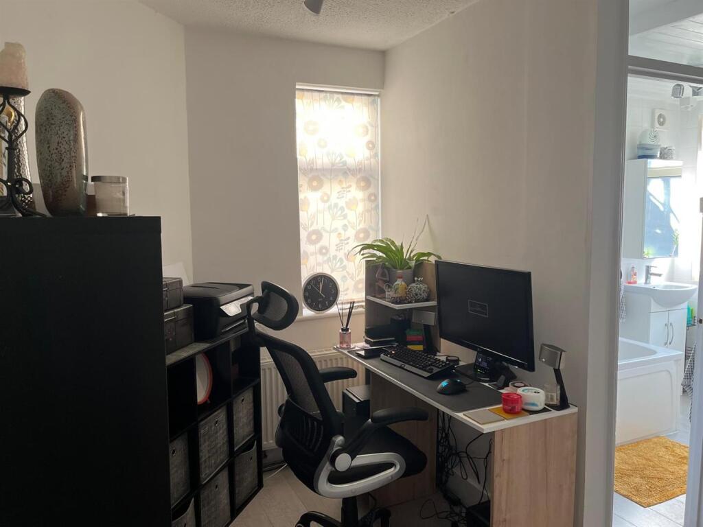 dining room 1.jpg