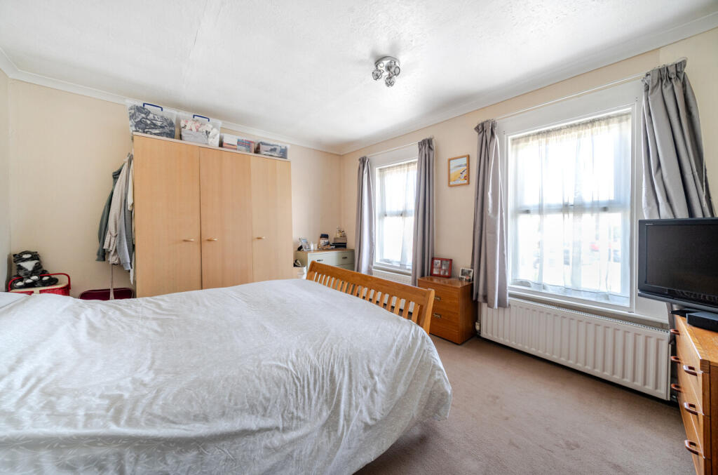 1309465-9-684c083...