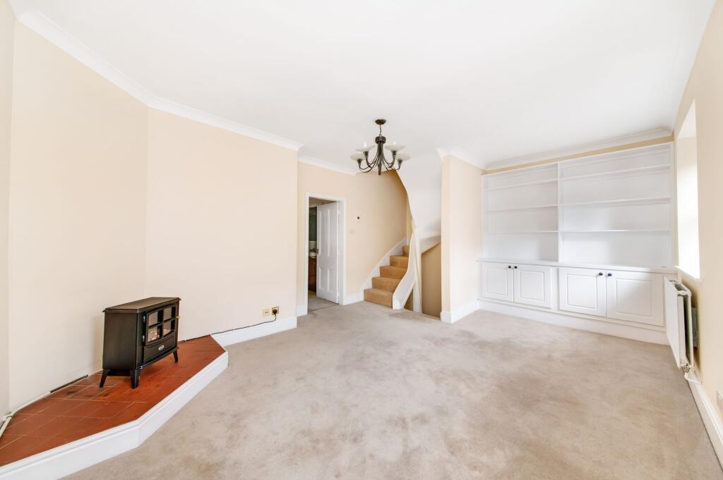 SITTING ROOM