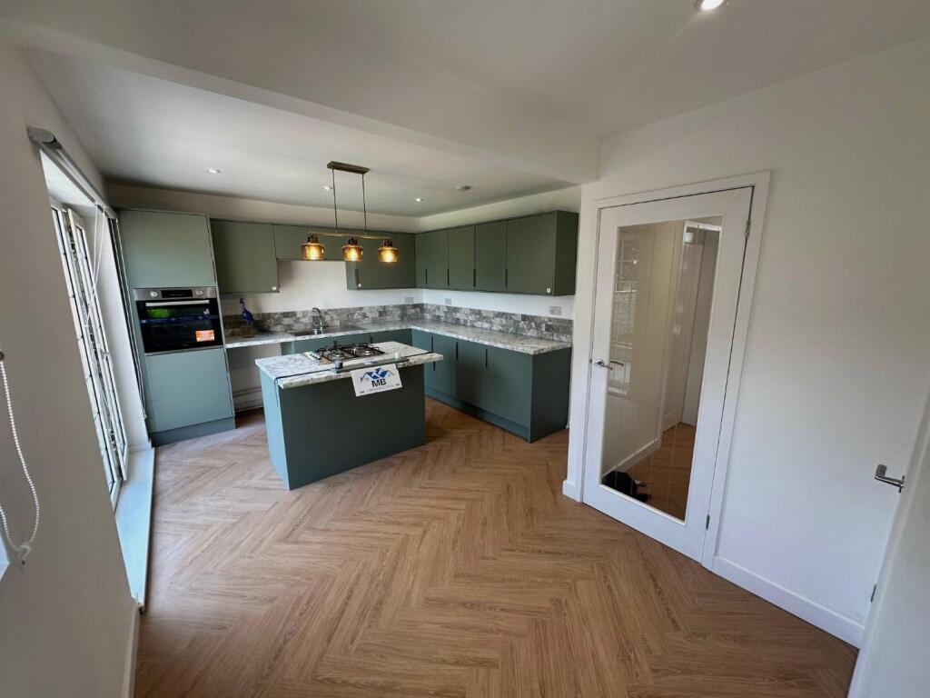 83 ashtree kitchen 5.jpeg