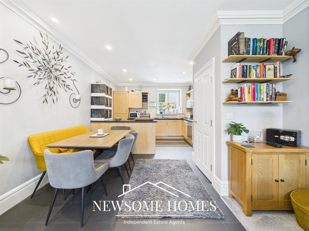 Dining Room/ Kitchen
