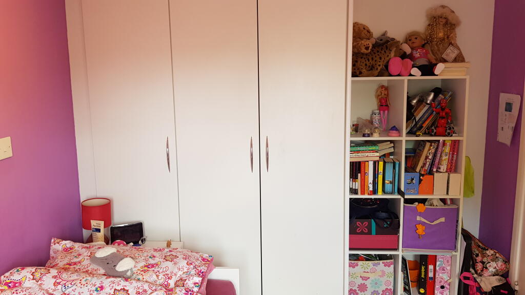 Bedroom 2.2