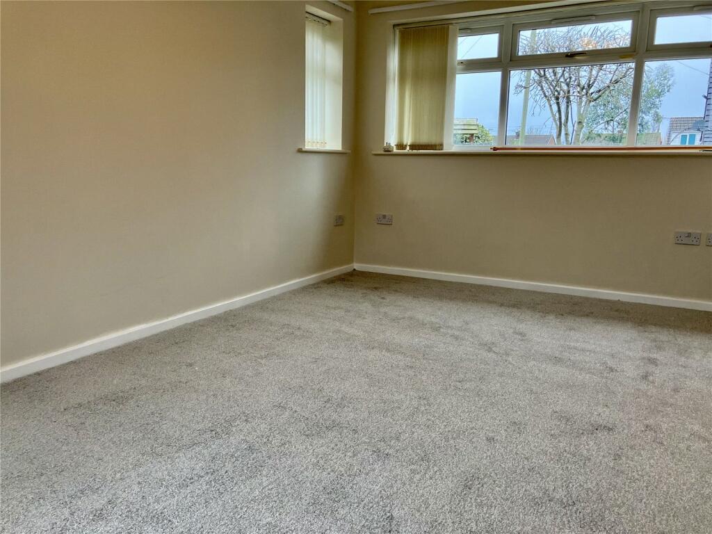 Reception/Bedroom 3