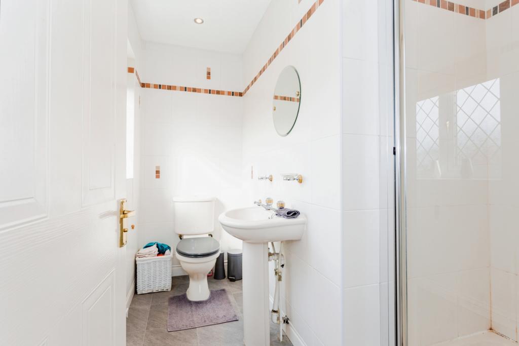 Master En-suite