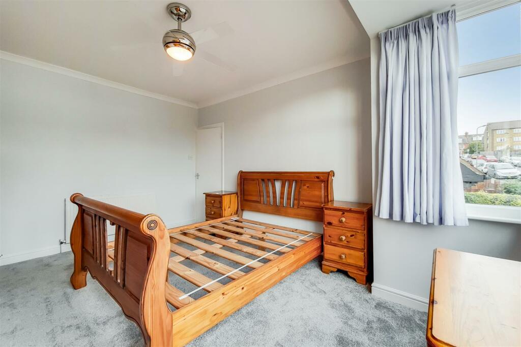 9_Main Bedroom-0.jpg