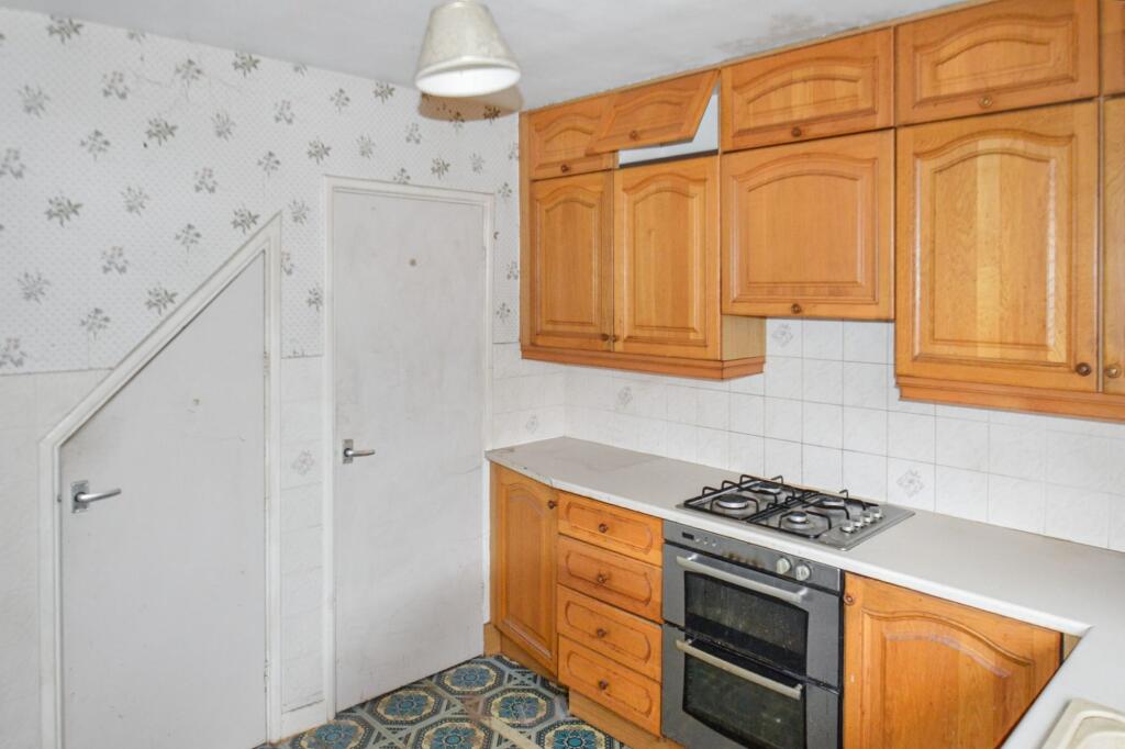 11 Thames Close, Bulkington, Bedworth, Nuneaton And Bedworth, Warwickshire, CV12 9QF