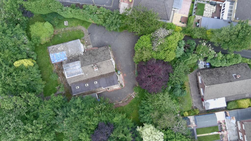 5833079 100DRONE SING0029 T202506112225.jpg