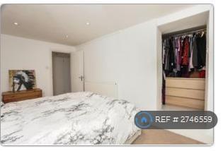 Tidy Walk In Wardrobe
