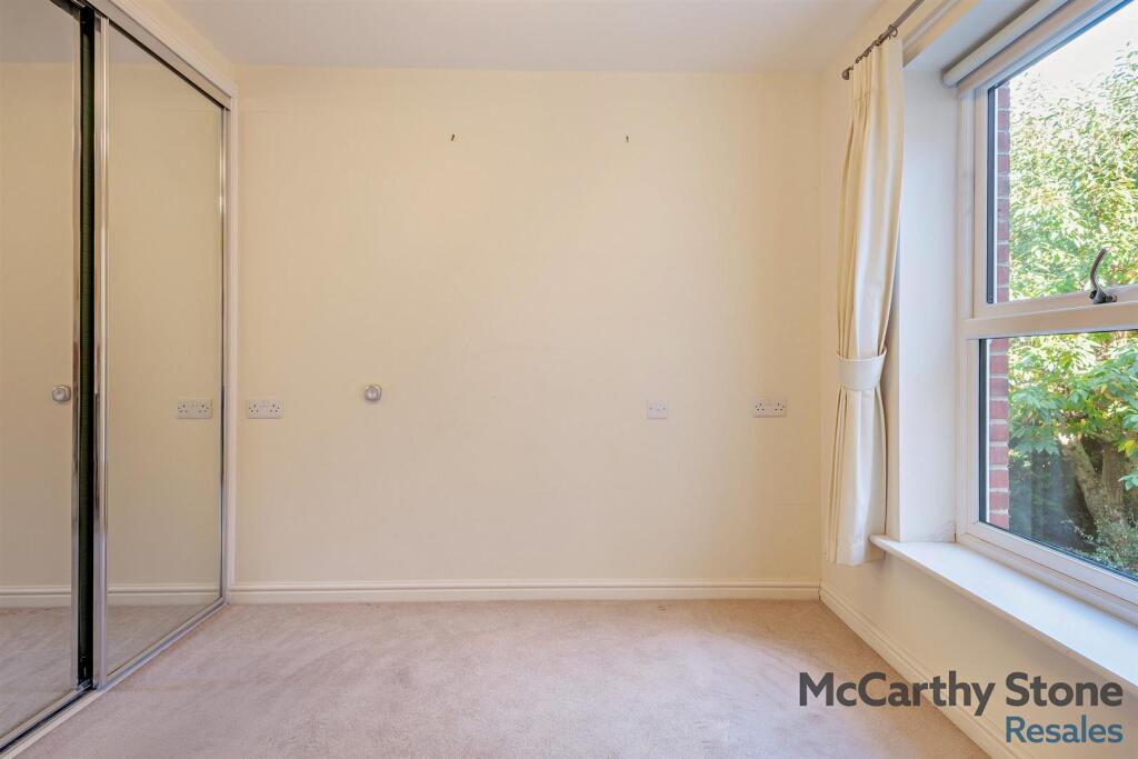 8667667-interior14-800.jpg