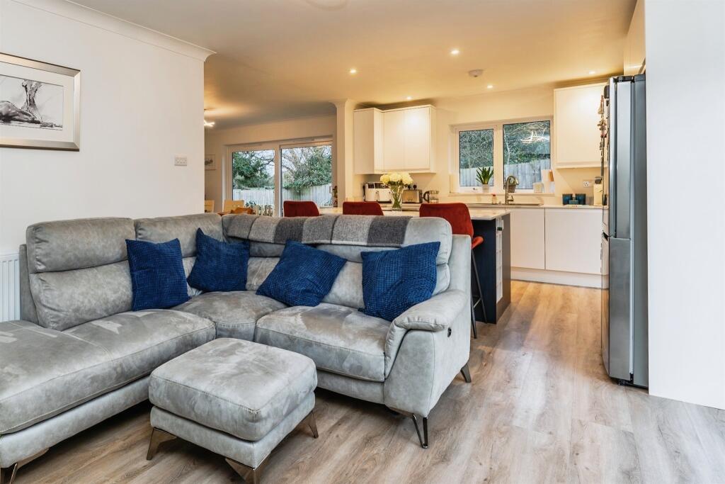 Sitting/Dining/Kitchen