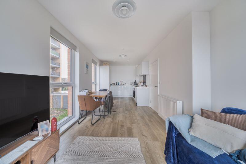 Kitchen/living