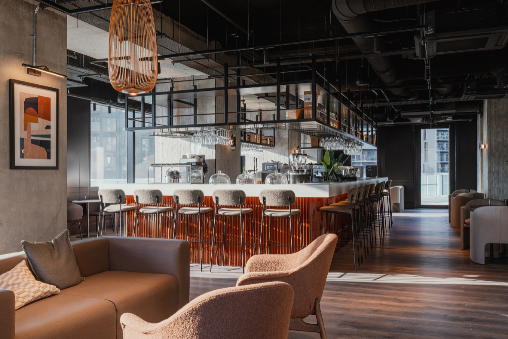 Resident cafe/bar