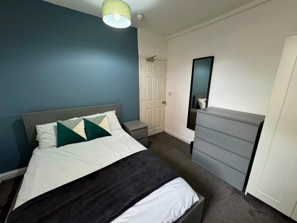 thumbnail_IMG_067...