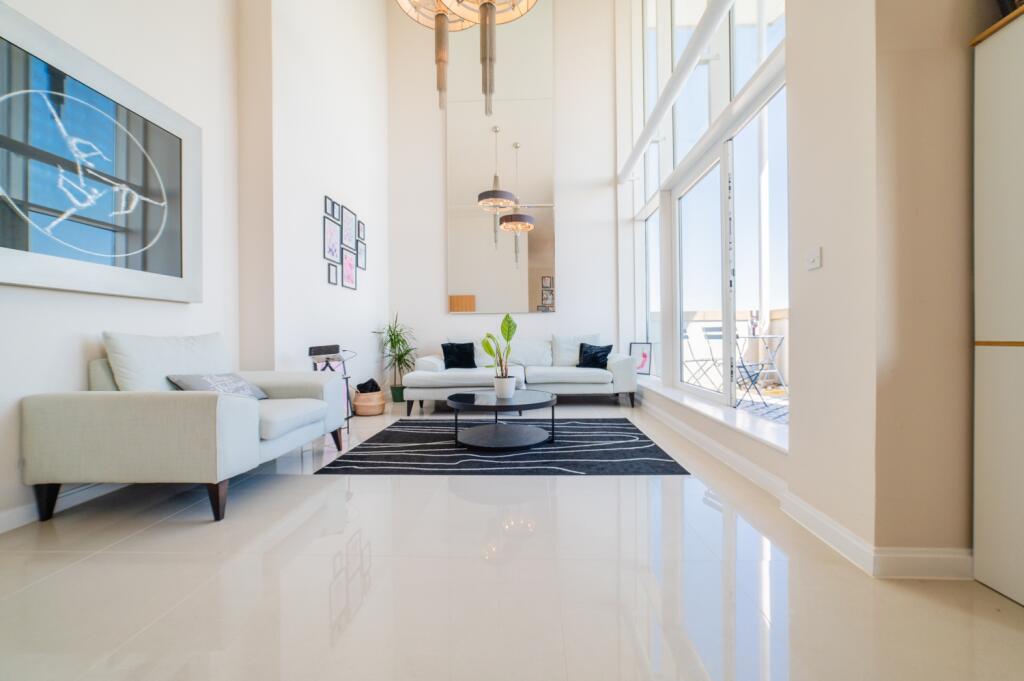 Award-winning Media team on EVERY Listing_17