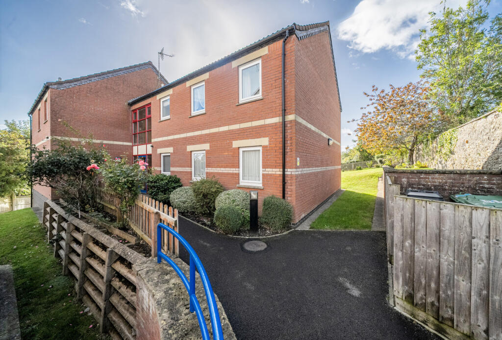 1350692-19-68c293...