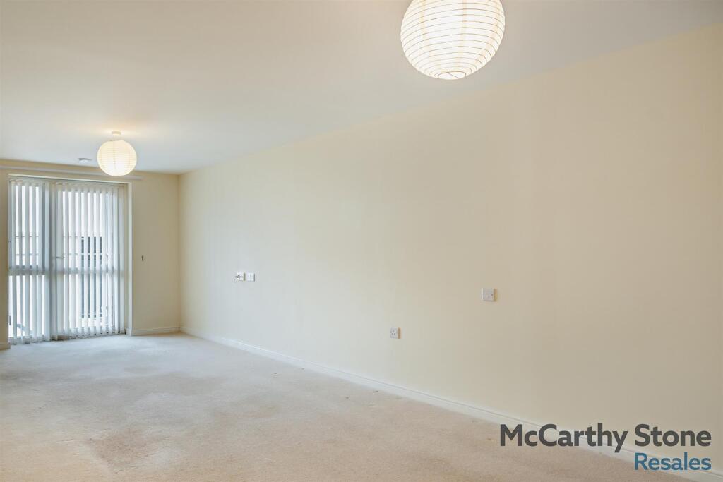 8659569-interior05-800.jpg