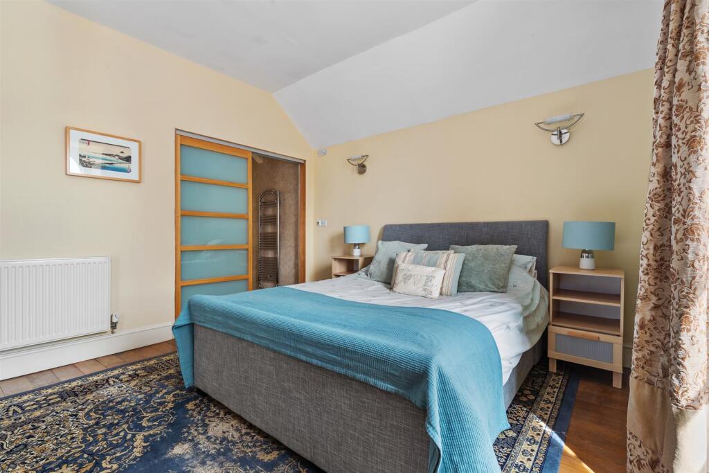 Bell Tree House Tenby  -23.jpg